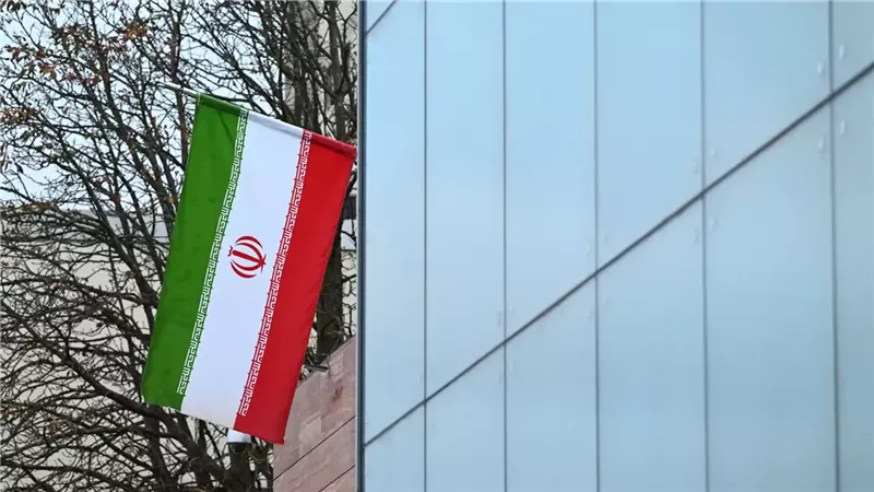 إيران