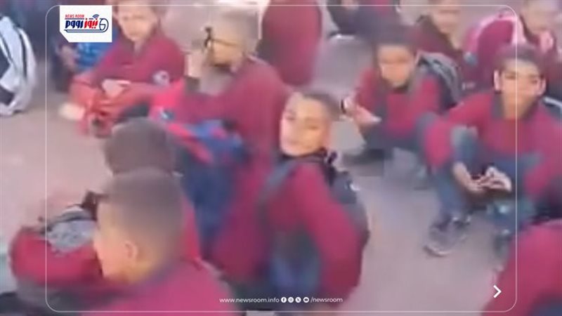 صورة من داخل المدرسة