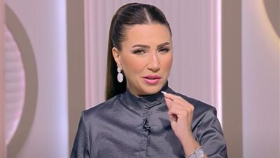 «عليكي بالتريث عند اكتشاف الخيانة».. وإيمان عز الدين تعلق