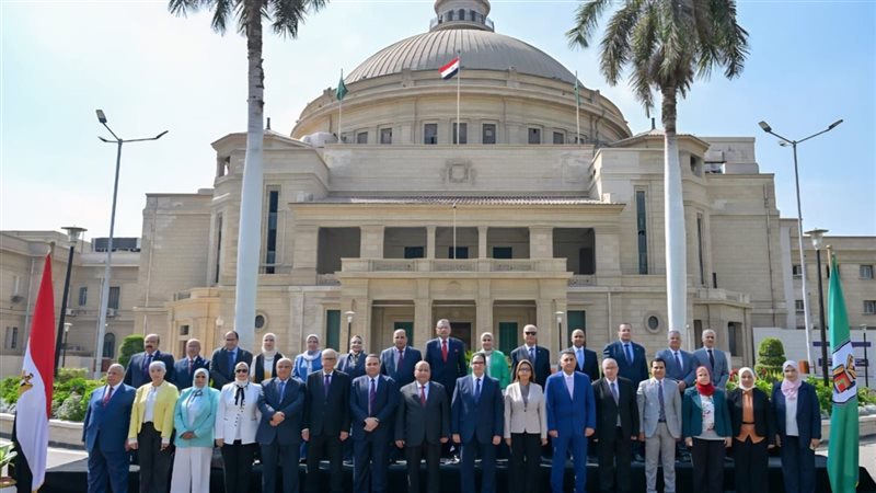 مجلس الجامعة