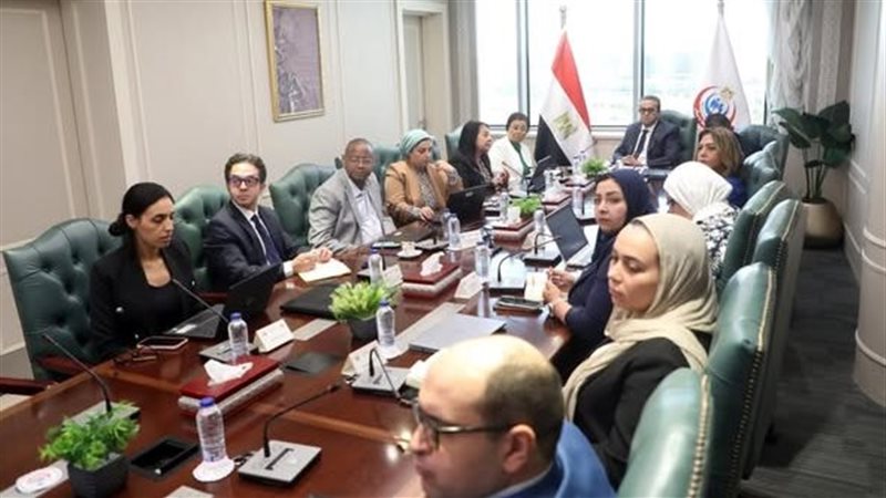 وزير الصحة يبحث مع
