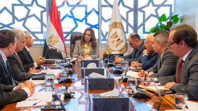 وزيرة التنمية المحلية وسيداري يبحثا التعاون المشترك في تنفيذ مشروعات البيئة 