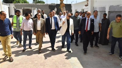 محافظ أسيوط يصطحب وفد من الهيئة العربية للتصنيع لاختيار موقع لإقامة معرض دائم