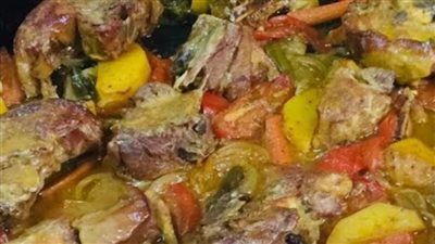 وصفة صينية اللحم بالخضار… وجبة متكاملة وشهية على سفرتك 	