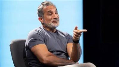 زوجة باسم يوسف: «بخاف عليه من ردود الناس.. وأمريكا كلها مسدسات»