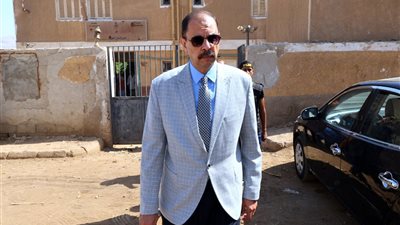 في جولة مفاجئة.. محافظ سوهاج يتفقد عددا من المدارس بأخميم (صور)