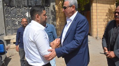 محافظ الغربية يقدم العزاء لأسر شهداء حادث مصبغة «غزل البشبيشي»