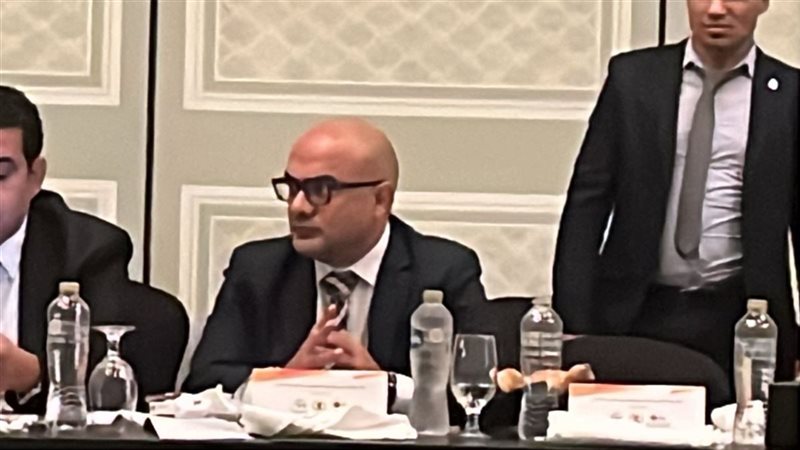 الكاتب الصحفي أحمد