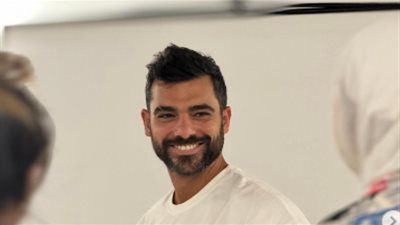 عمرو جمال يعرب عن سعادته بمشاركته في مهرجان ميد فيست 