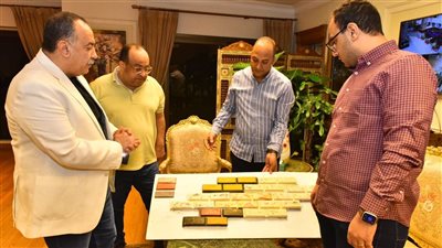 محافظ أسيوط يشيد بابتكار محلي في مجال الديكور يختصر الوقت ويخفض التكاليف