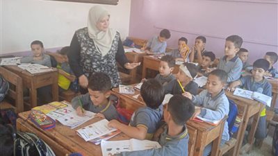  رشا يحي تتابع سير العملية التعليمية بمدارس سمسطا بنى سويف 