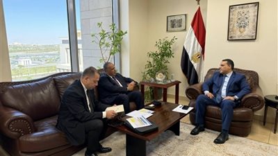 التمثيل التجاري والهيئة العامة للبترول يطلقان فريق عمل مشترك لتعزيز الصادرات