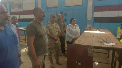 جولات ميدانية لمدير تعليم السويس لمتابعة الانضباط وتطوير المدارس