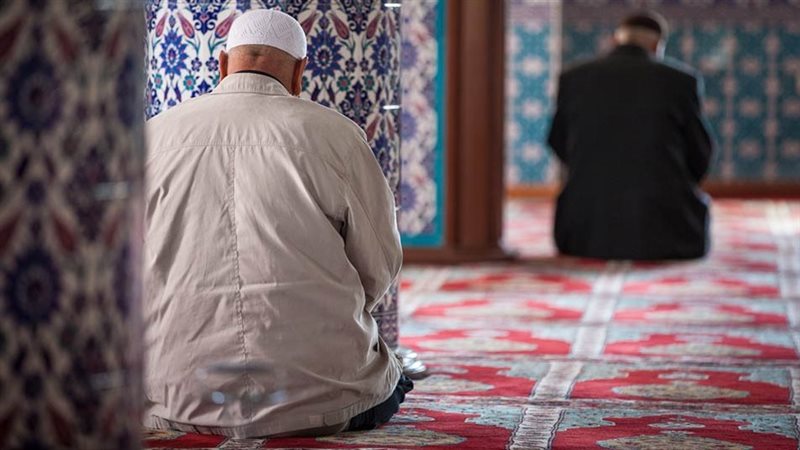 الامام