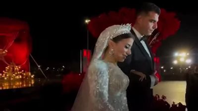 الدكتورة هبة قطب تحتفل بزفاف ابنتها الميكاب أرتيست دينا هشام