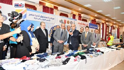 محافظ الفيوم يفتتح معرض جمعية صلاح الدين لتوزيع الملابس واللحوم على الأسر