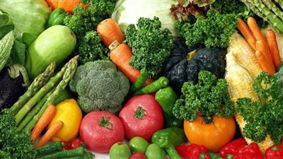  أطعمة أساسية تدعم الغدة الدرقية وتحافظ على توازن هرموناتك