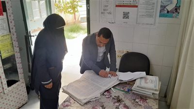 وكيل صحة دمياط يفاجئ وحدة شط جريبة ويُحيل المقصرين للتحقيق