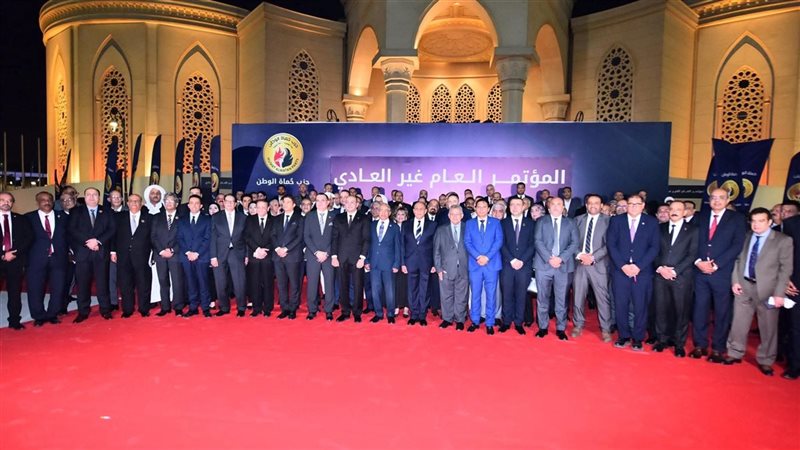 الفريق محمد عباس