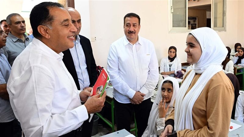 رئيس الوزراء خلال