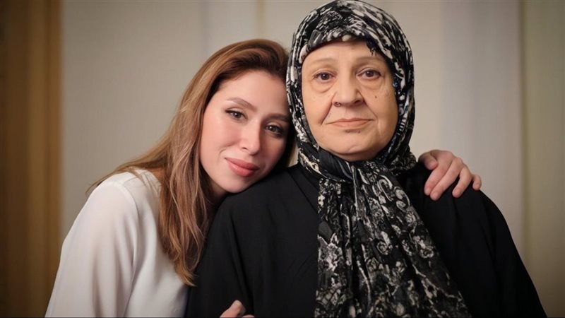 إيناس عز الدين وجدتها