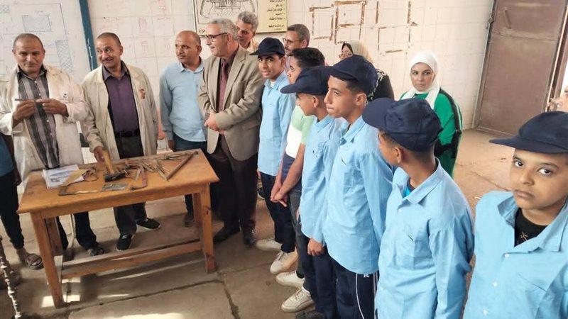 مدير ادارة التعليم