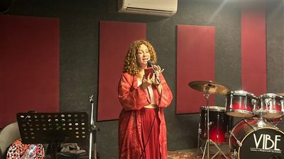 بروفات «لينا شاماميان» قبل حفلها في مسرح تياترو أركان |صور