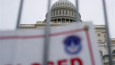 بعد دخوله رسمياً.. ماذا يعني إغلاق الحكومة الأمريكية؟|تفاصيل كاملة