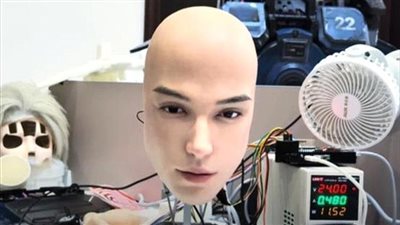 الصين تكشف عن روبوت بوجه بشري يرمش ويتفاعل..تعرف علي التفاصيل