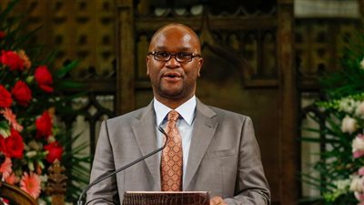 بعد ظهور 3 سيناريوهات جديدة لوفاته.. من هو سفير جنوب إفريقيا لدى باريس؟