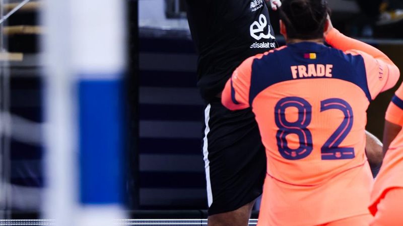 الأهلي وبرشلونة يد