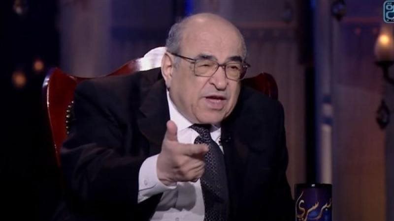 مصطفى الفقي  