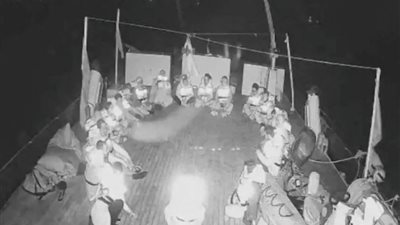 هيئة البث الإسرائيلية: مقاتلو سلاح البحرية بدؤوا السيطرة على أسطول الصمود