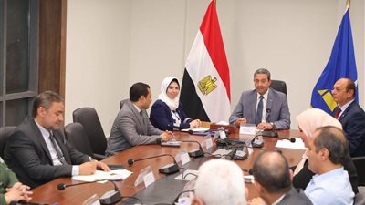 محافظ دمياط يرأس اجتماع المجلس الإقليمي للصحة بالمحافظة 