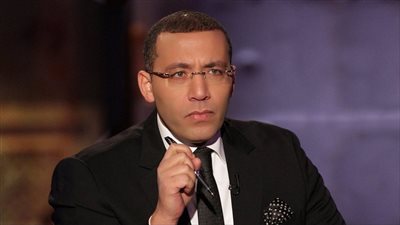 خالد صلاح مُشيدًا برواية مذبحة القلعة.. 