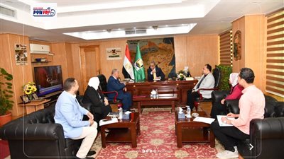 محافظ الفيوم يناقش استعدادات المحافظة للمرحلة السادسة من عروض مشروع المواجهة