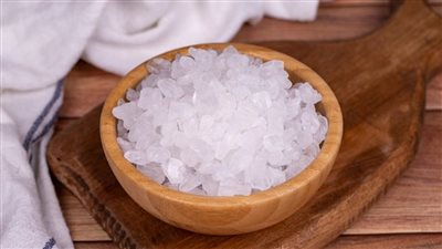 لماذا يضع البريطانيون الملح على النوافذ مع دخول الخريف؟ 	