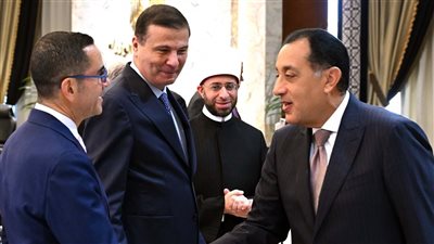 وزير الاستثمار والتجارة الخارجية يستعرض مُقترح وثيقة السياسة التجارية لمصر