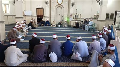 أوقاف غرب مطروح تبحث تعزيز الانضباط الدعوي والإداري في اجتماعها الشهري