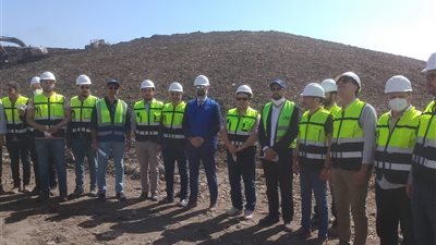 محافظ الدقهلية يتابع أعمال مشروع تحسين نوعية المياة بمصرف كيتشنر