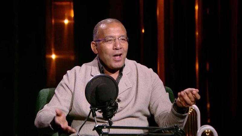 الكاتب الصحفى خالد