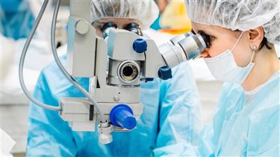 إنجاز طبي جديد بمستشفى سوهاج الجامعي.. 120 عملية عيون في يوم واحد