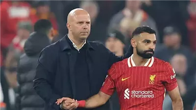 ضياء السيد عن أزمة محمد صلاح: أنصحه يقرأ كتاب ويلعب يوجا