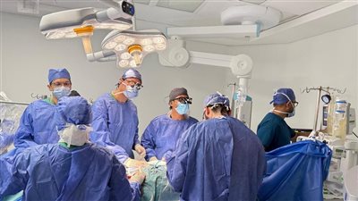  نجاح أول جراحة قلب مفتوح بالتدخل المحدود باستخدام المنظار الجراحي  