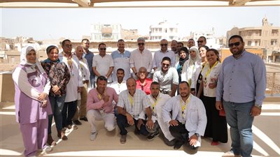 وزير السياحة والآثار يشيد بدور المرممين ومجهوداتهم في تطوير آثار مدينة إسنا