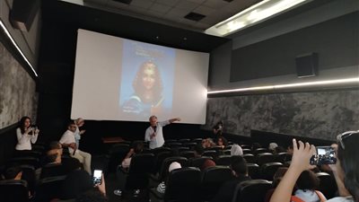 جمهور واسع من شباب الإسكندرية يشارك في ماستر كلاس عبد الحكيم بن عباس