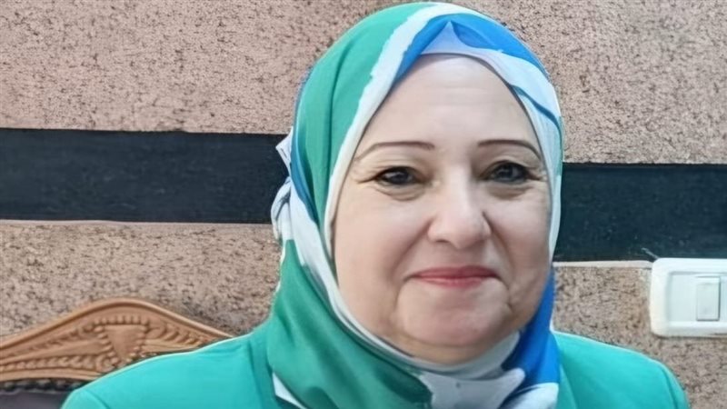 الدكتورة عزة عبد