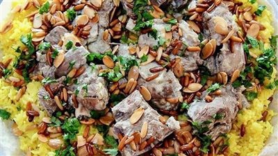 المنسف الأردني: طريقة سهلة لإعداد الطبق التقليدي باللحم والدجاج