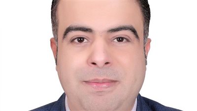 أستاذ إعلام بجامعة بنها يحذر من خطورة الشائعات حول سد النهضة والفيضانات