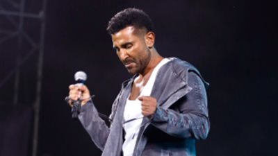 أحمد سعد يعرب عن سعادته بحفل جامعة مصر الدولية |بالصور